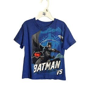 5 for‎ $25🔥SuperMan VS Batman Blue T-Shirt Boys Small (4/5)
